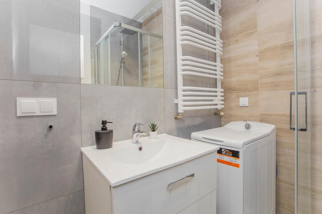 Urban Jungle - Grey Apartment Bialystok Exterior photo